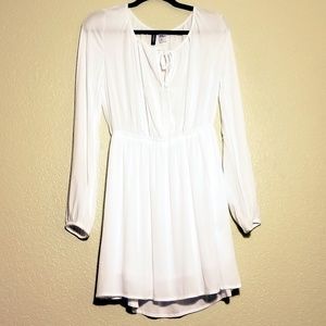 H & M white dress